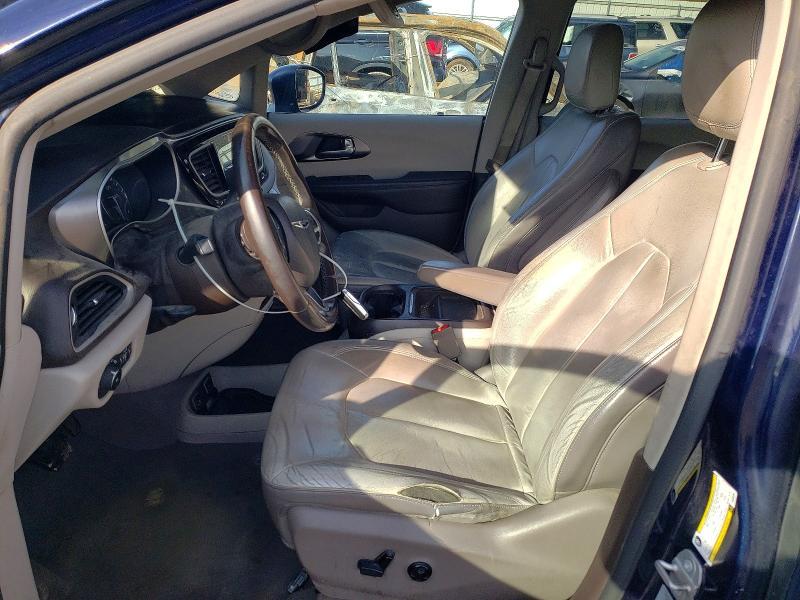 2017 Chrysler Pacifica Touring l