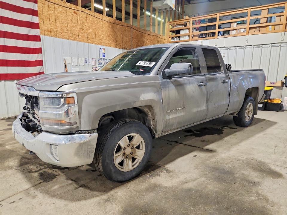 2017 Chev 1500 15 Crew 4X2
