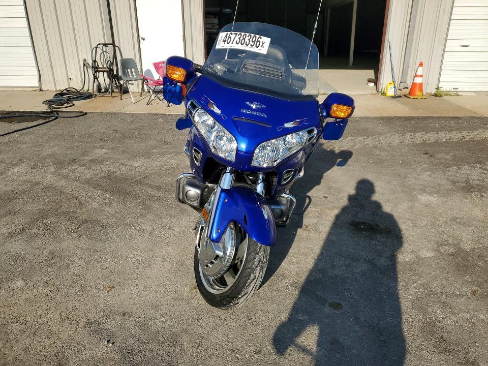 2005 Honda GL1800