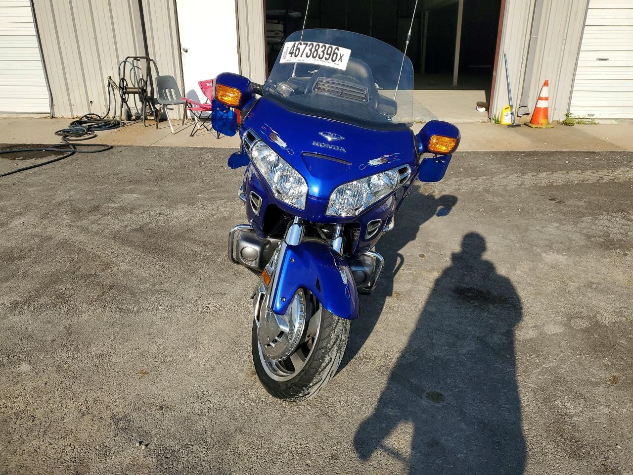 2005 Honda GL1800