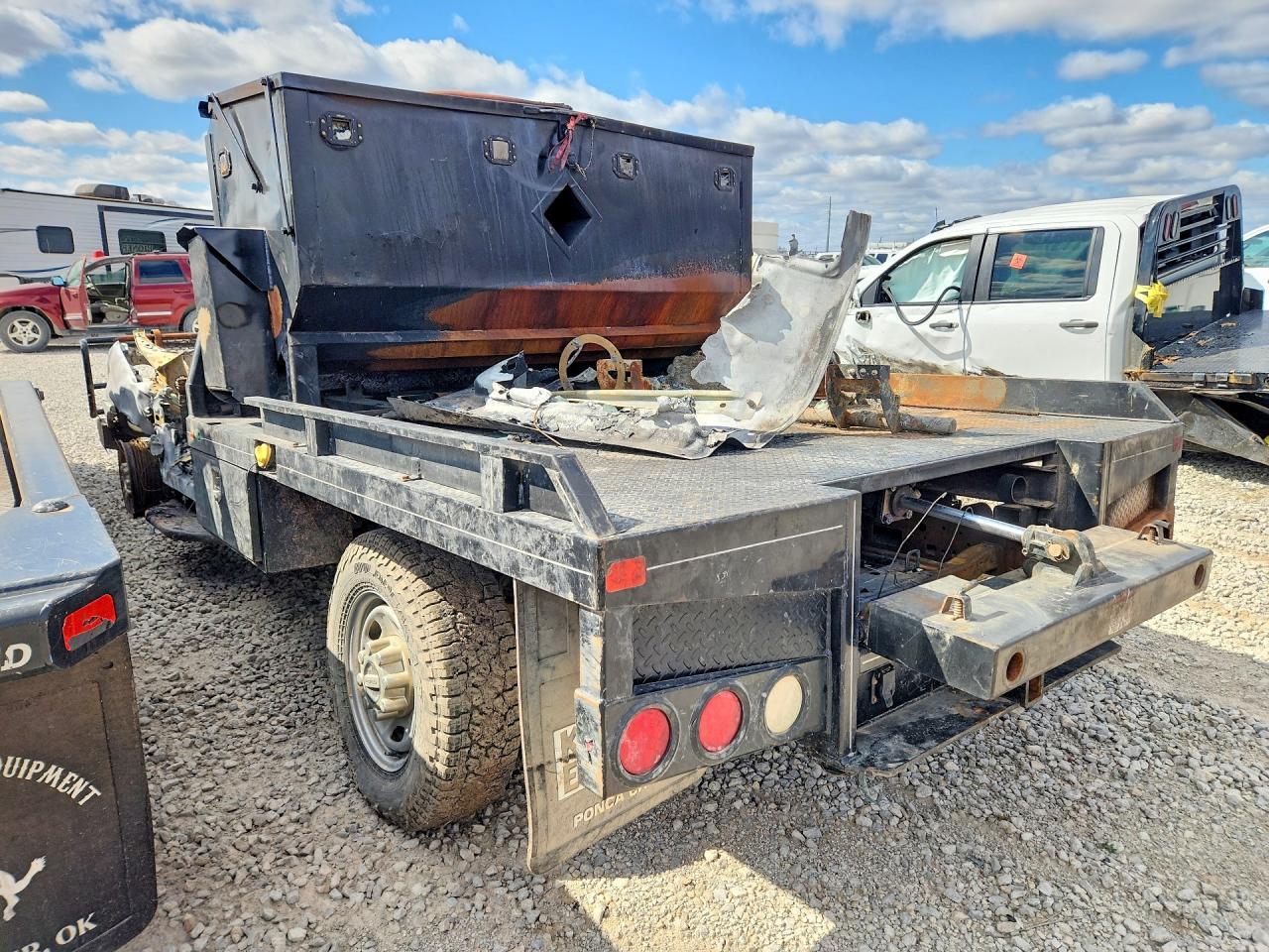 2017 Ford F250 Super Duty Flatbed Truck