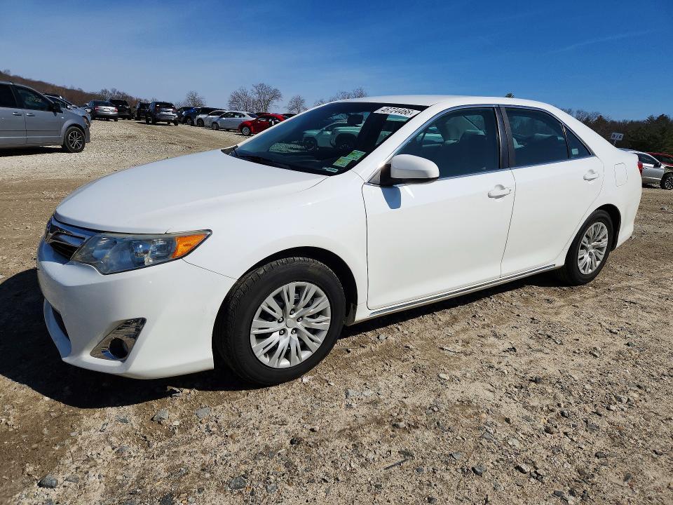 2012 Toyota Camry le