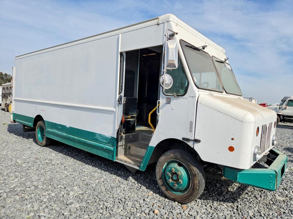 2015 Freigliner 2015 Freightliner MT45 Unkn-Delivery Van