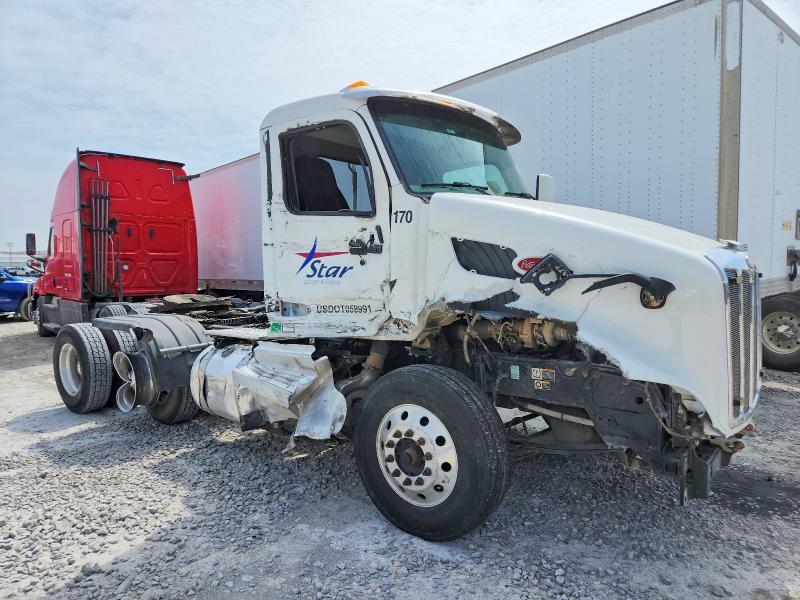 2018 Peterbilt 579 Semi Truck