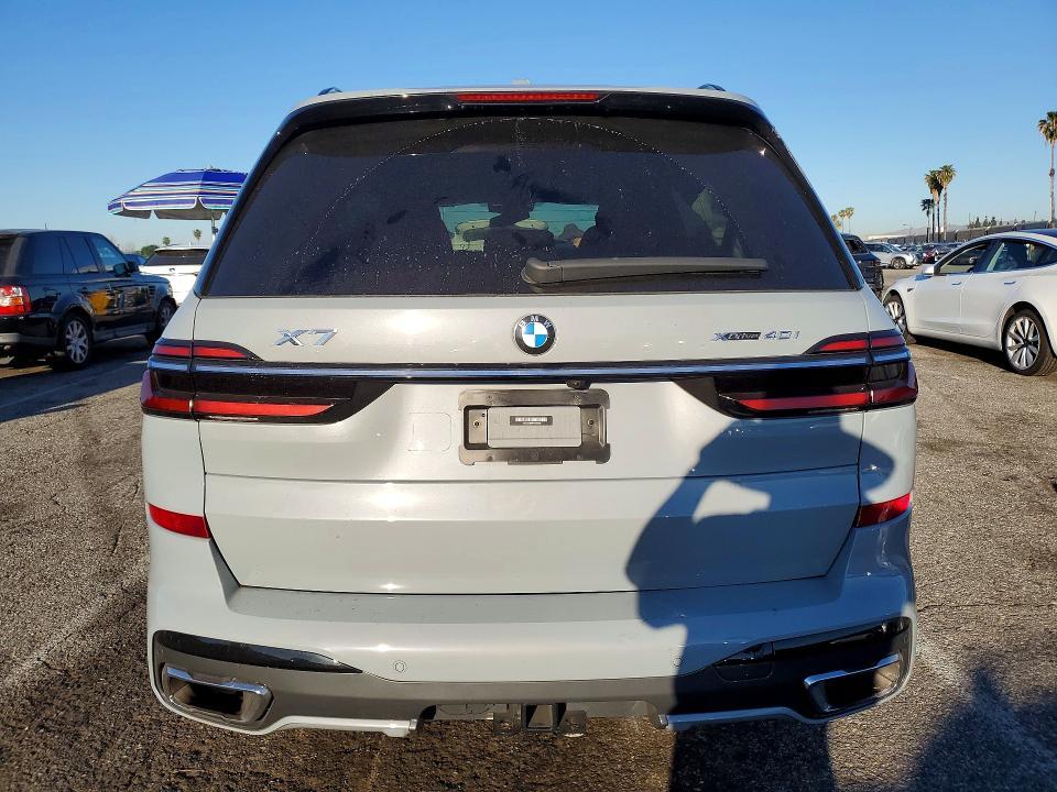 2023 BMW X7 Xdrive40i