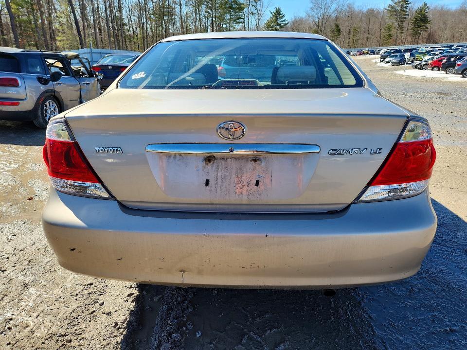 2006 Toyota Camry le