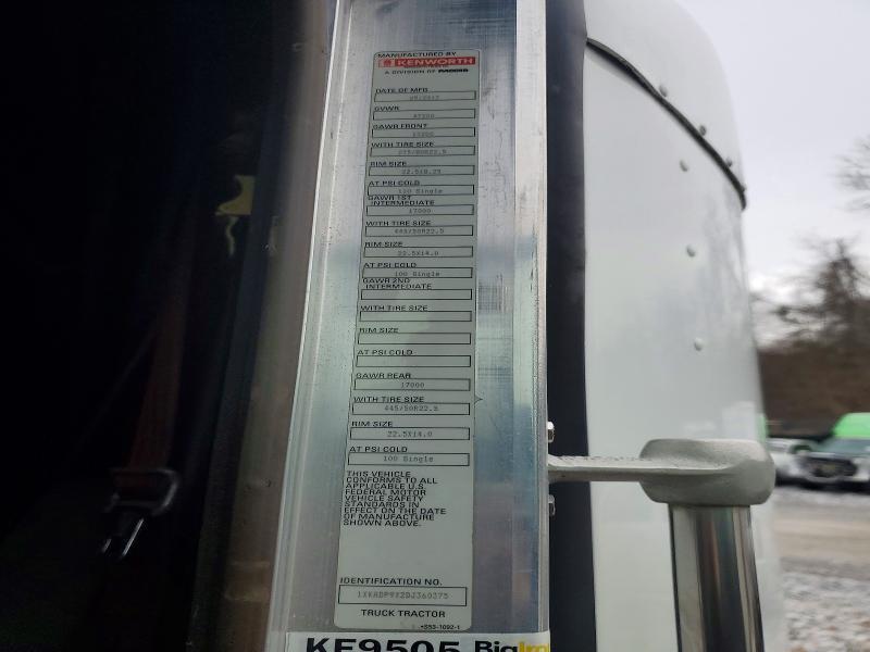 2013 Kenworth T660 Semi Truck