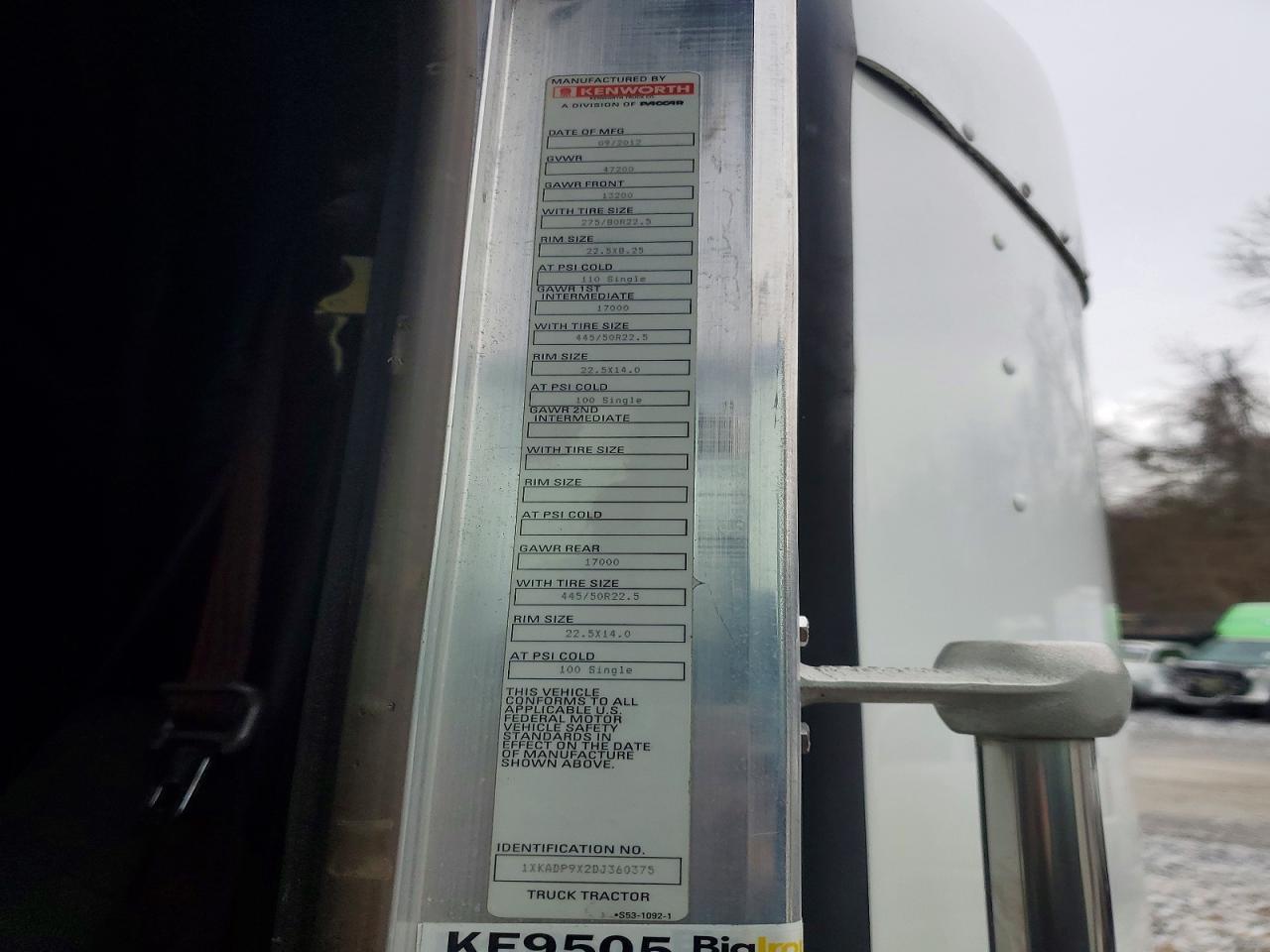 2013 Kenworth T660 Semi Truck