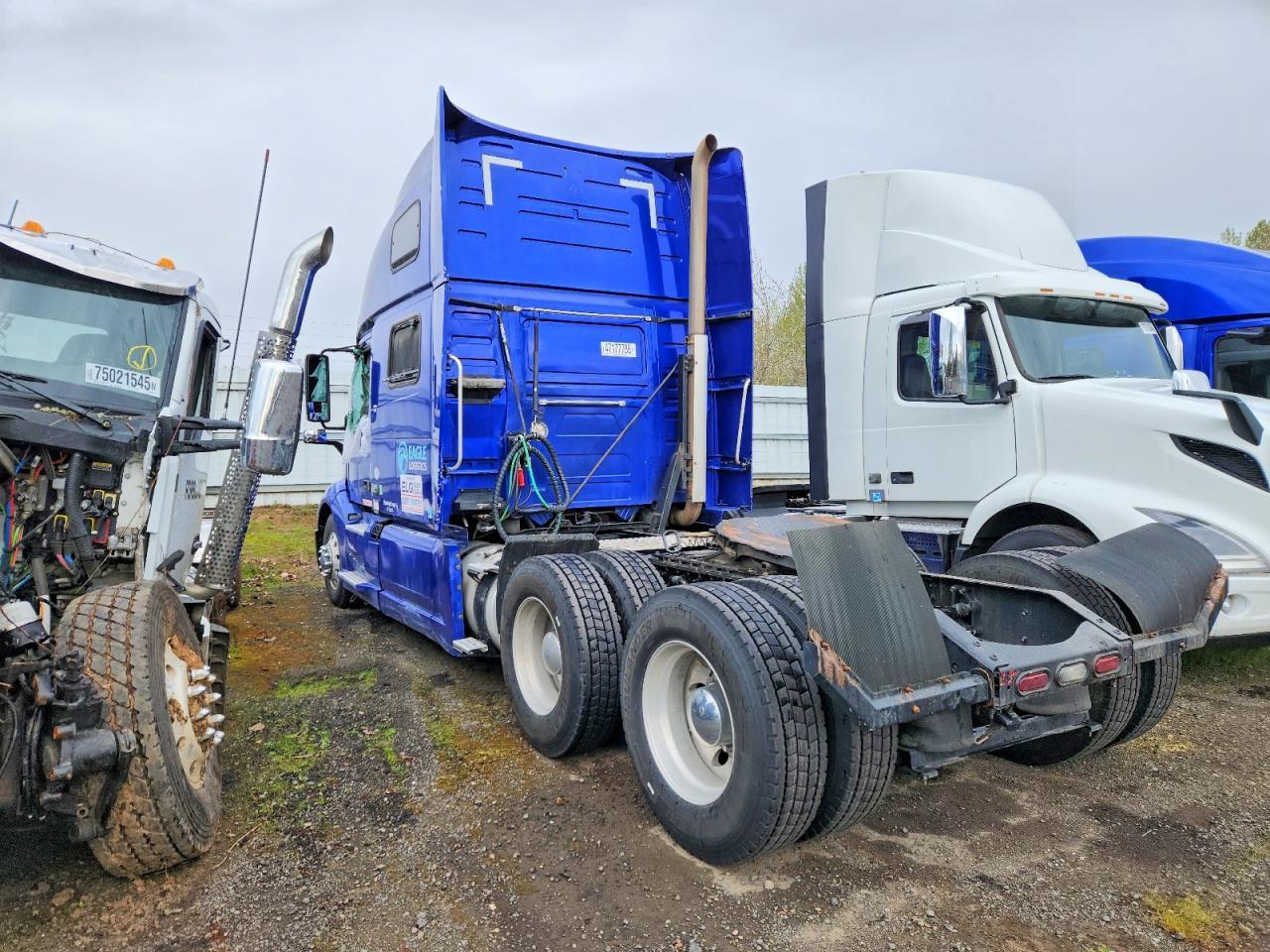 2020 Volvo VNL Semi Truck