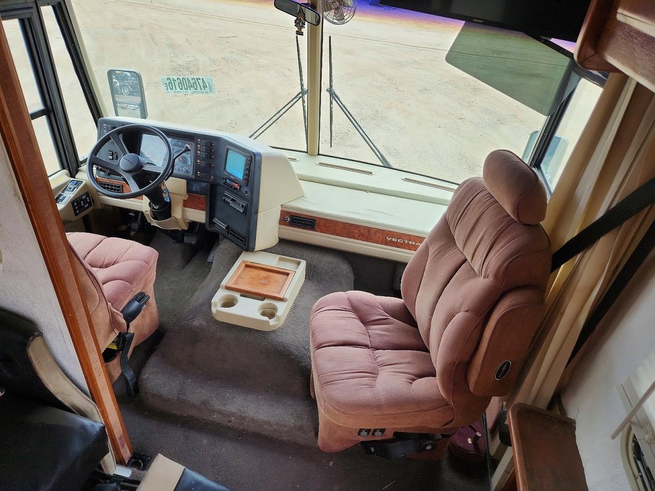 1996 Winnibago RV