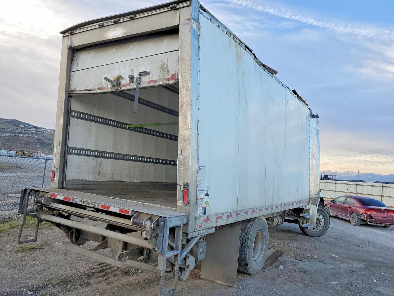 2025 Freigliner 2025 Freightliner Business Class M2 Refrigerated B