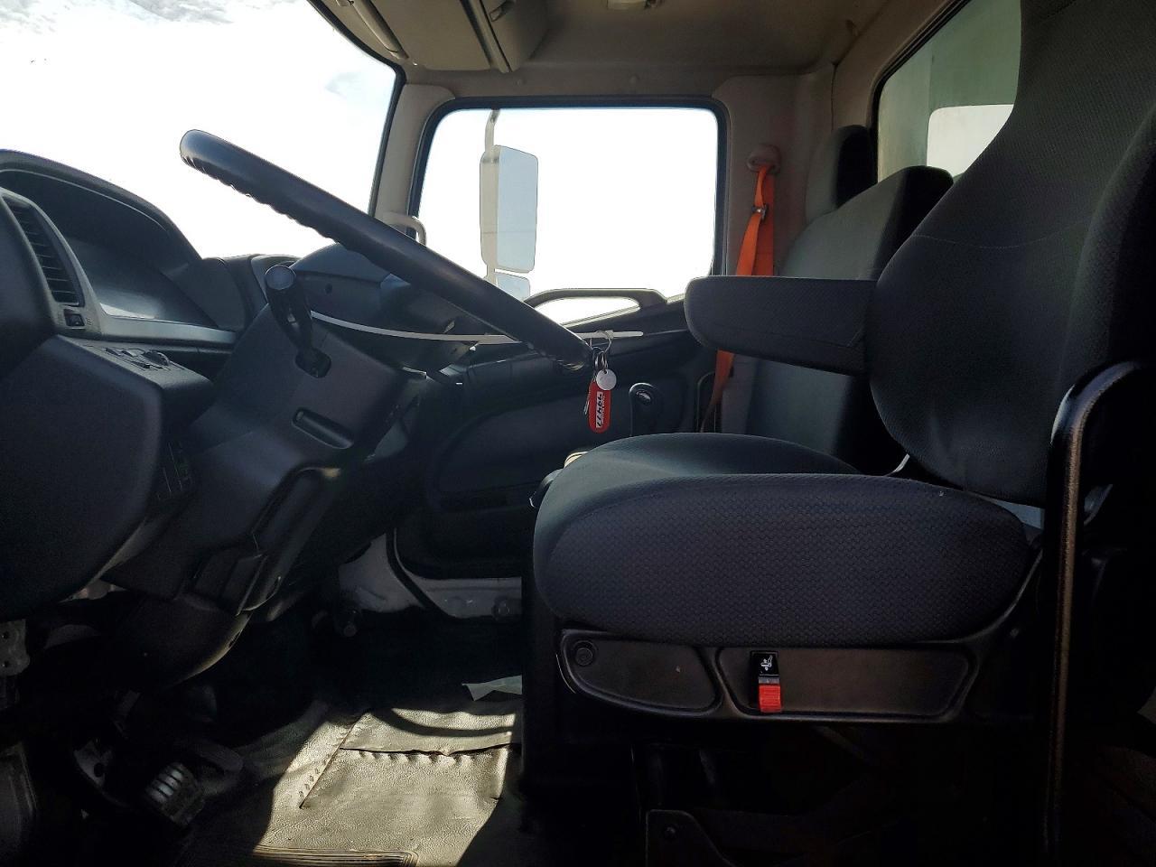 2019 Hino 258/268 BOX Truck