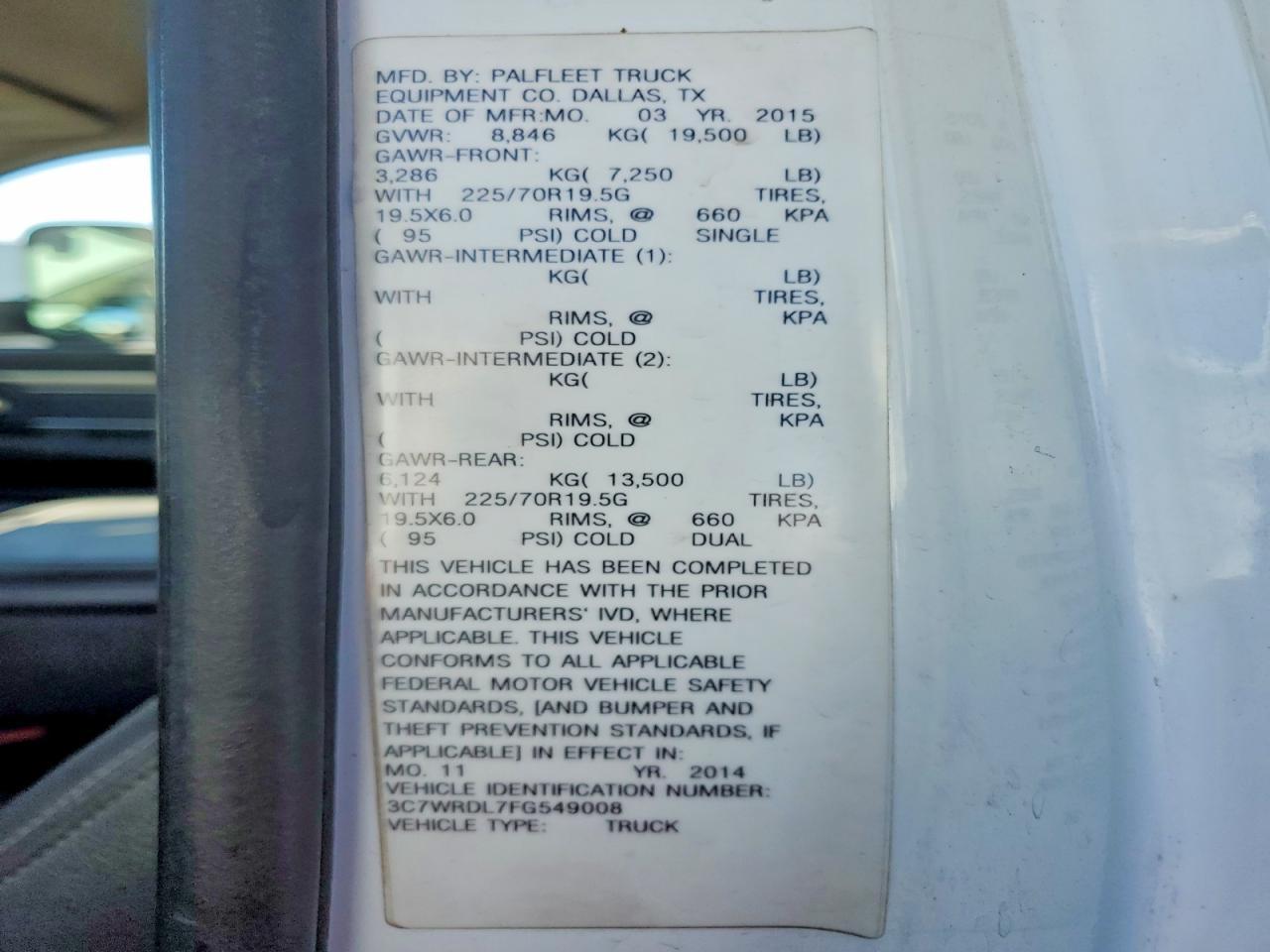 2015 Dodge RAM 5500 Flatbed Truck