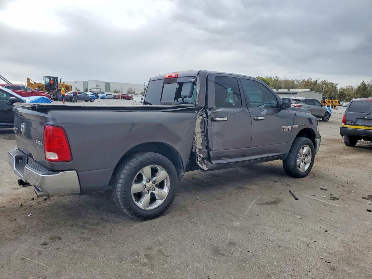 2016 Dodge RAM 1500 SLT