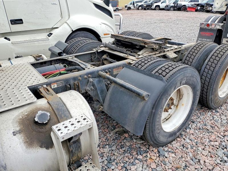 2020 Freightliner Cascadia 1-Semi Truck