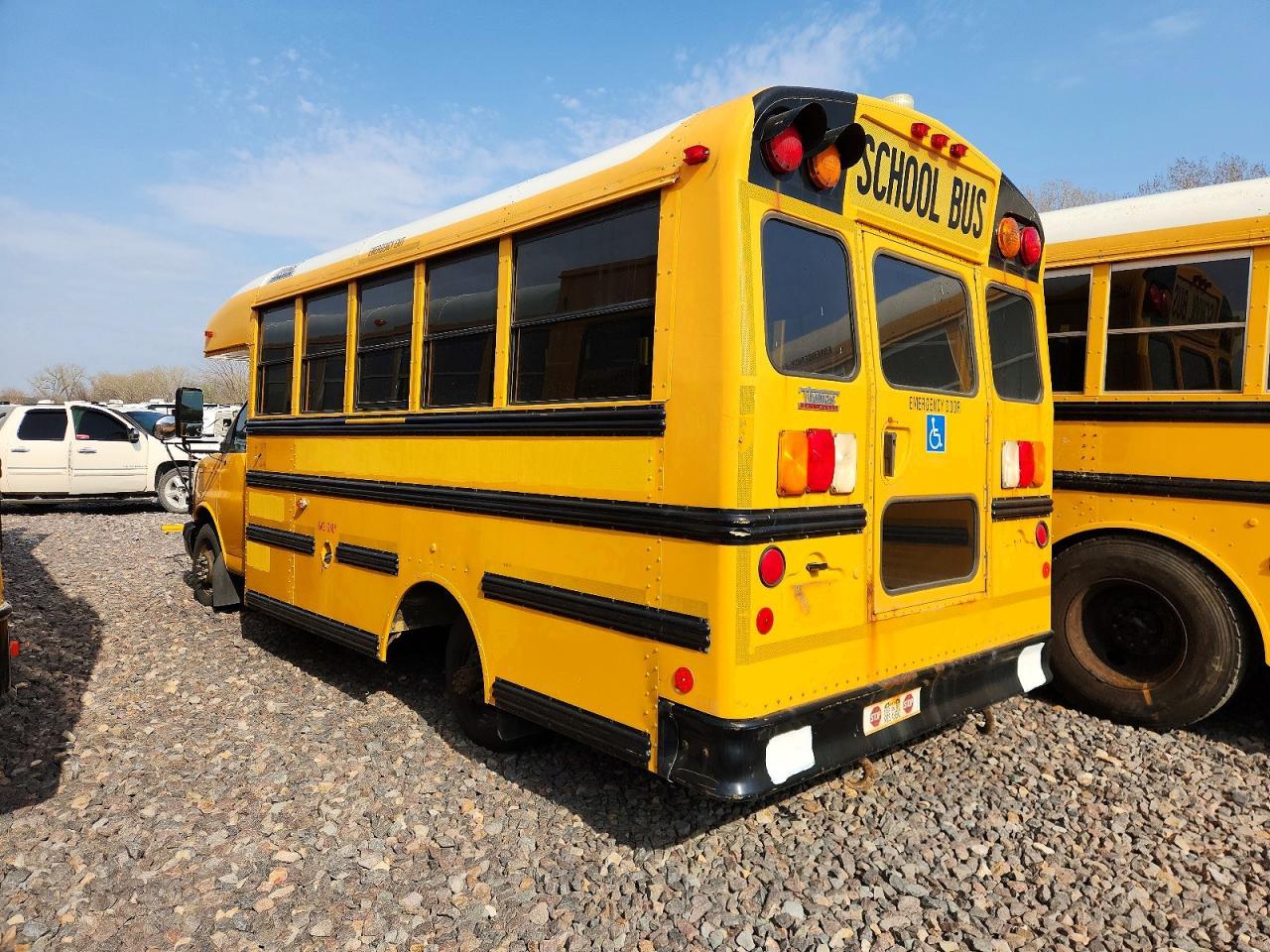 2010 Chev 2010 Thomas Minotour G3500-School Bus