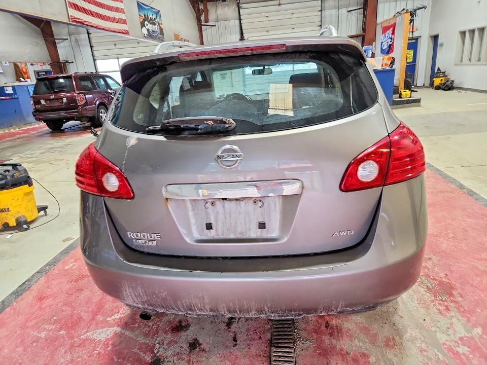2015 Niss Rogue Select