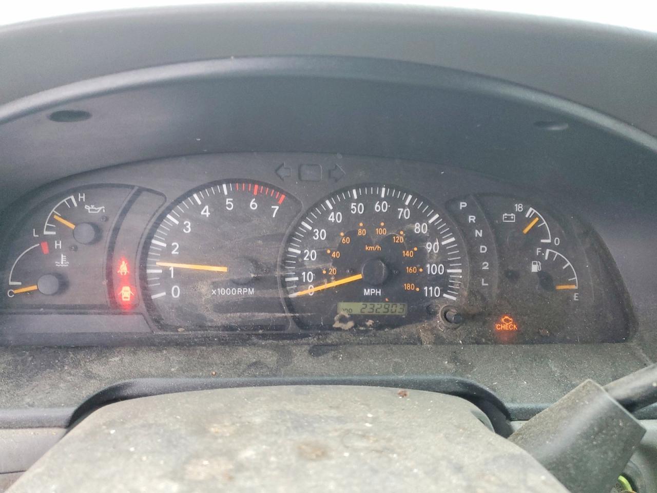 2000 Toyota Tundra SR5