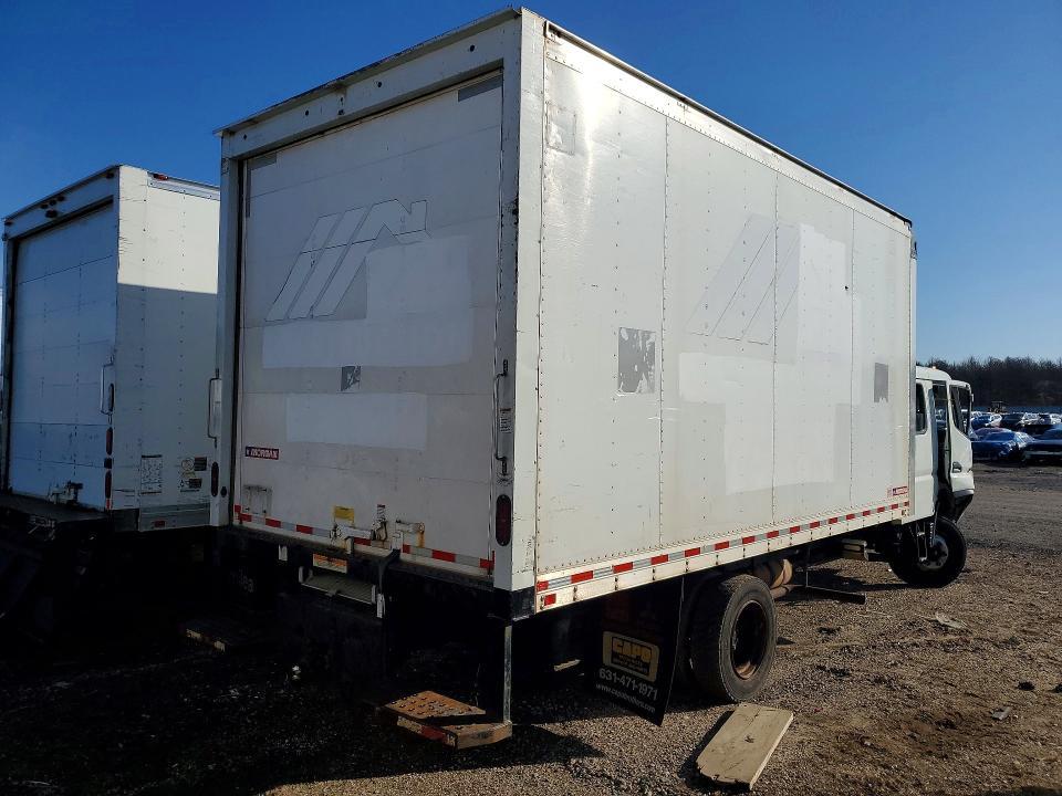2019 Mitsubishi FE160 BOX Truck