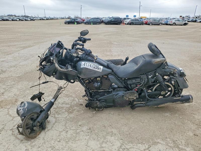 2022 Harley-Davidson Fltrxst