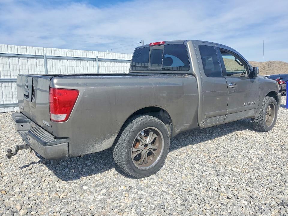 2006 Nissan Titan XE