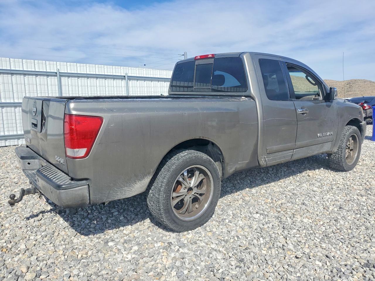 2006 Nissan Titan XE