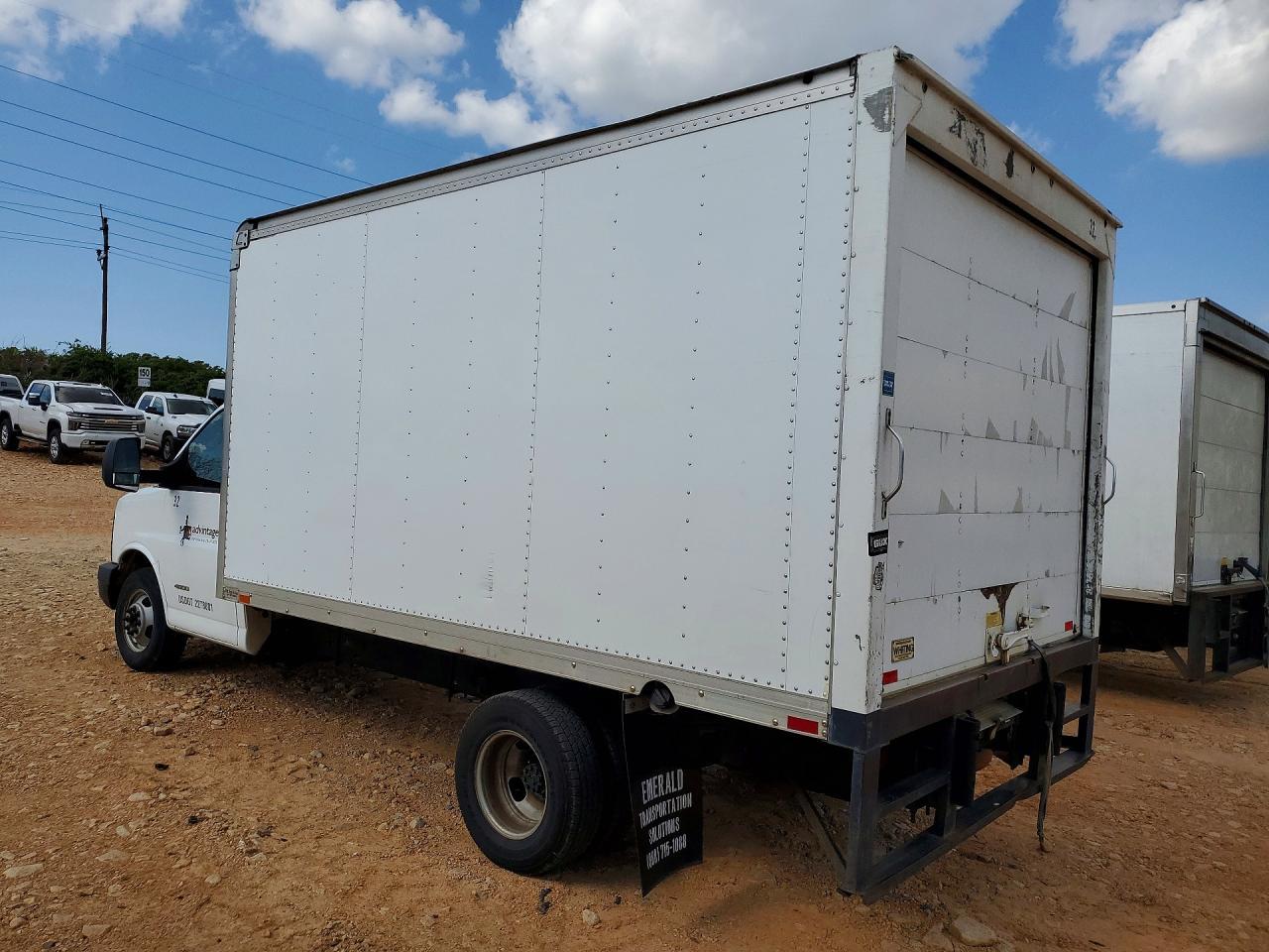 2016 Chev Rolet Express Refrigerated BOX Truck