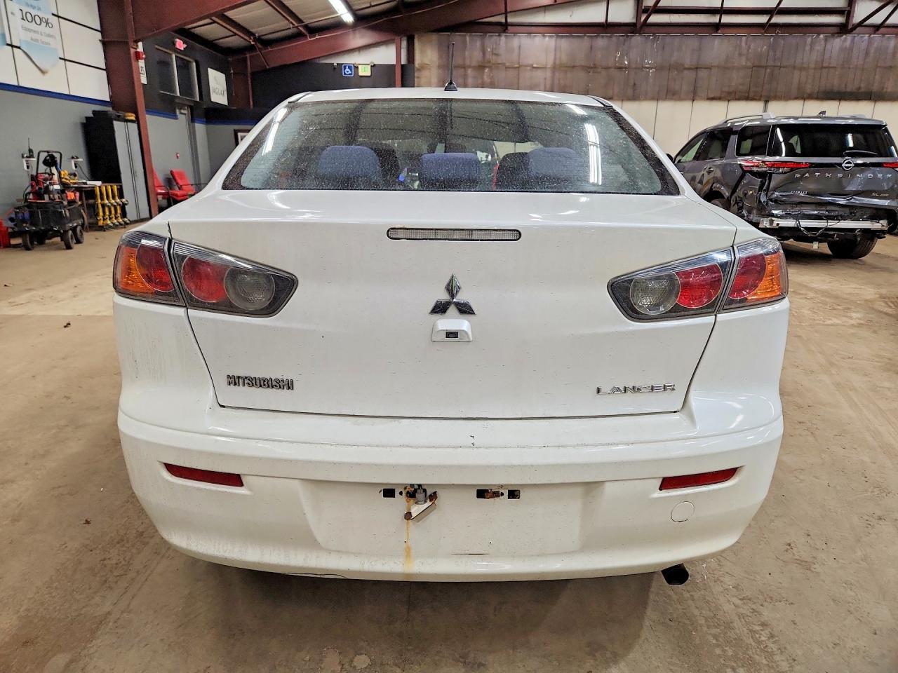 2017 Mitsubishi Lancer es