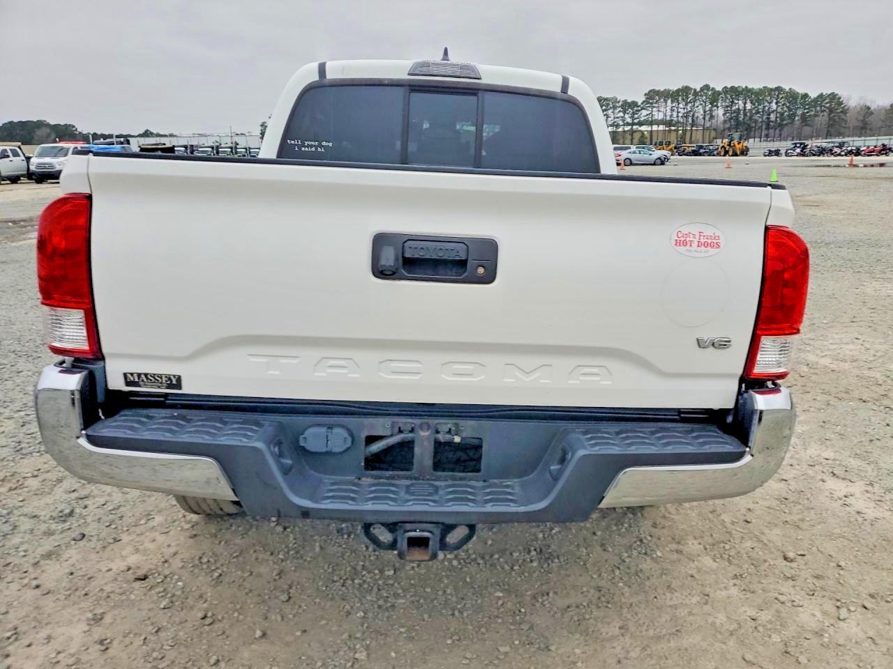 2017 Toyota Tacoma SR5