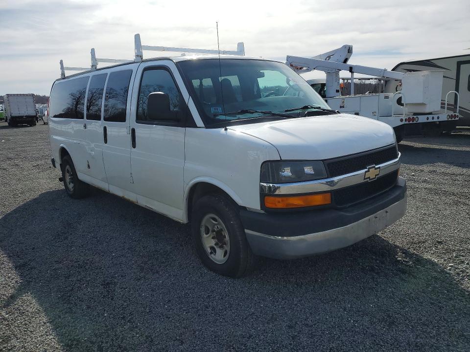 2016 Chevrolet Express G3500 lt