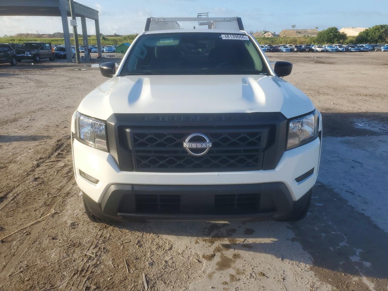 2024 Nissan Frontier S