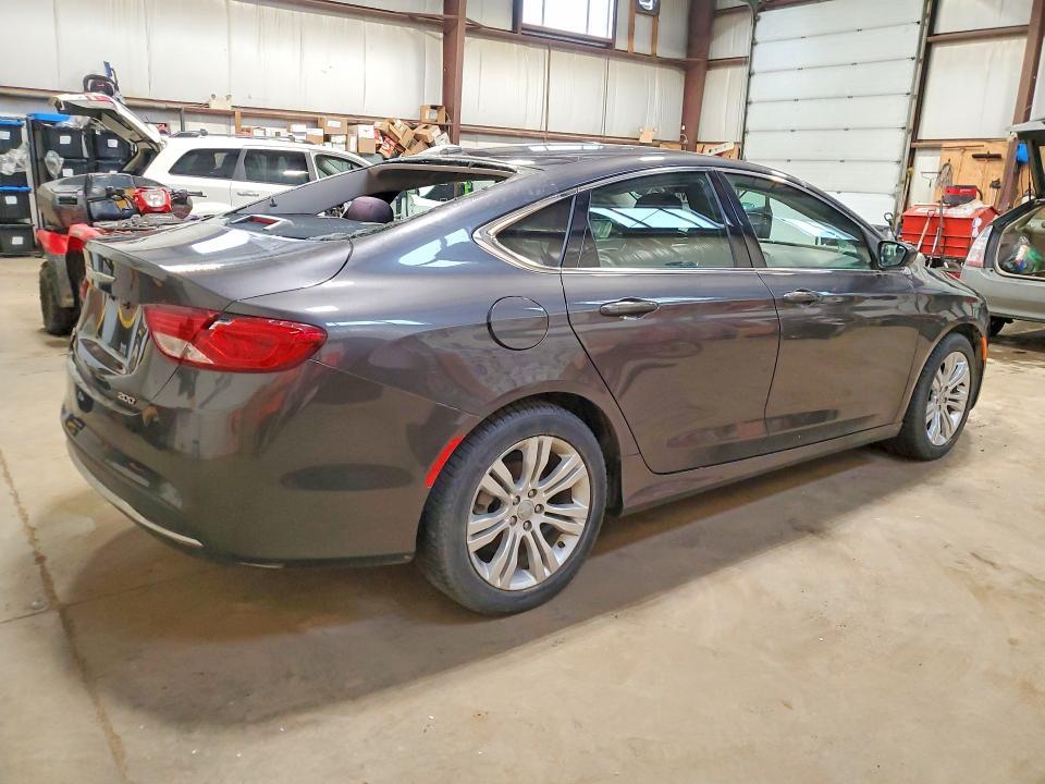 2016 Chrysler 200 Limited
