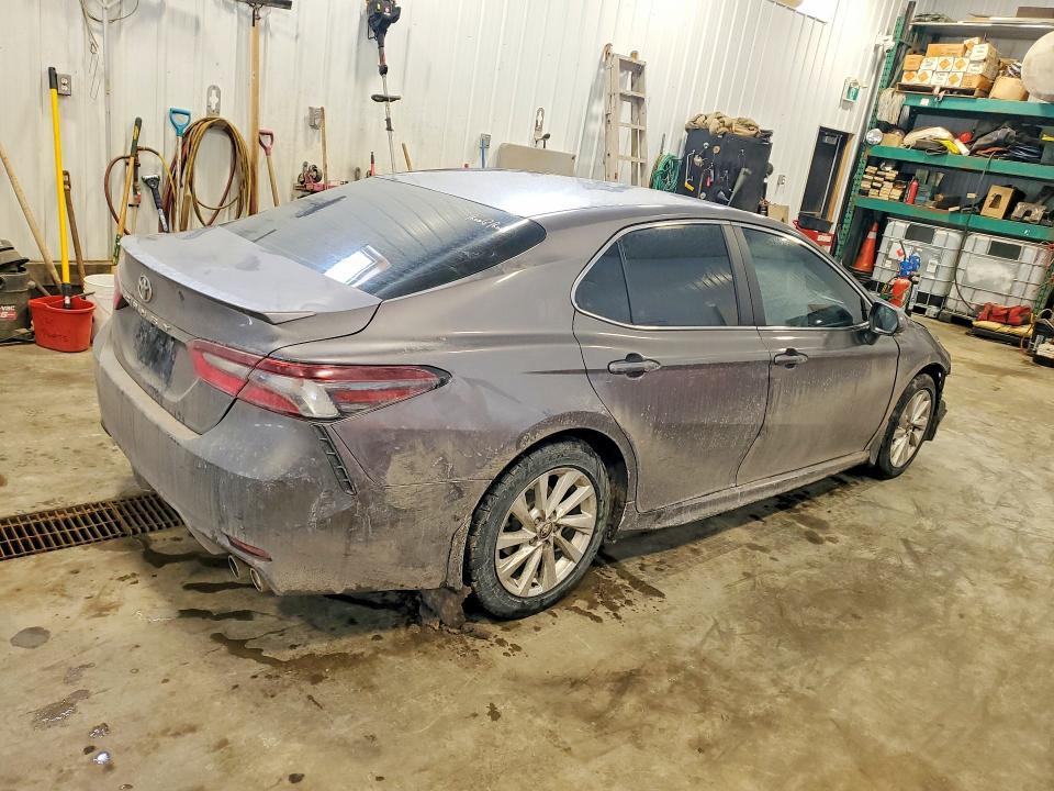 2022 Toyota Camry se 4DR