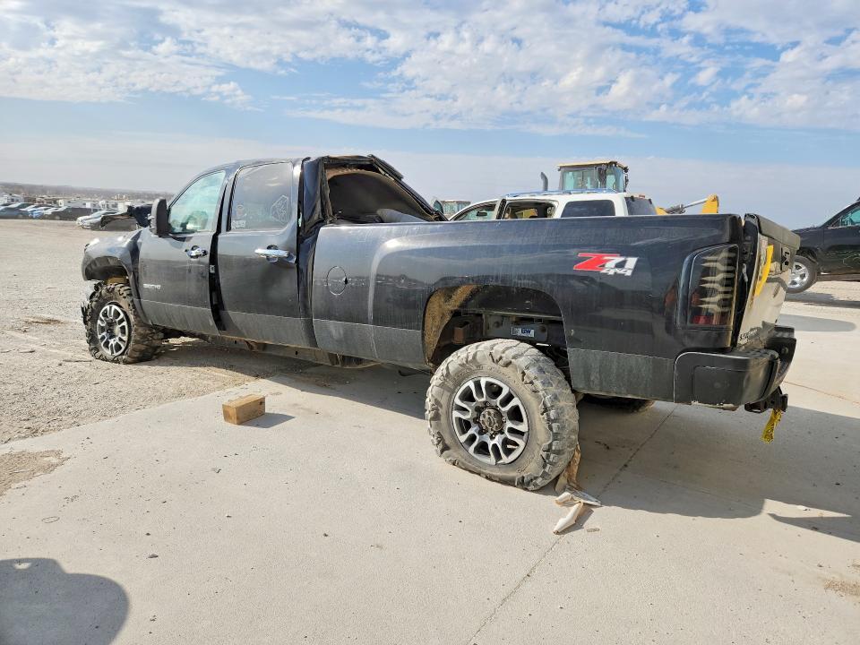2014 Chevrolet Silverado K3500 LT