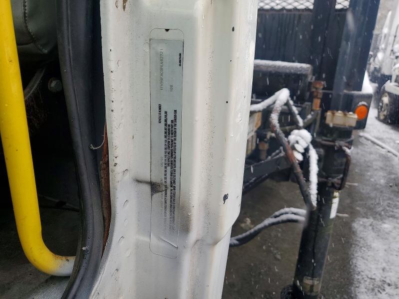 1993 Freightliner FL70