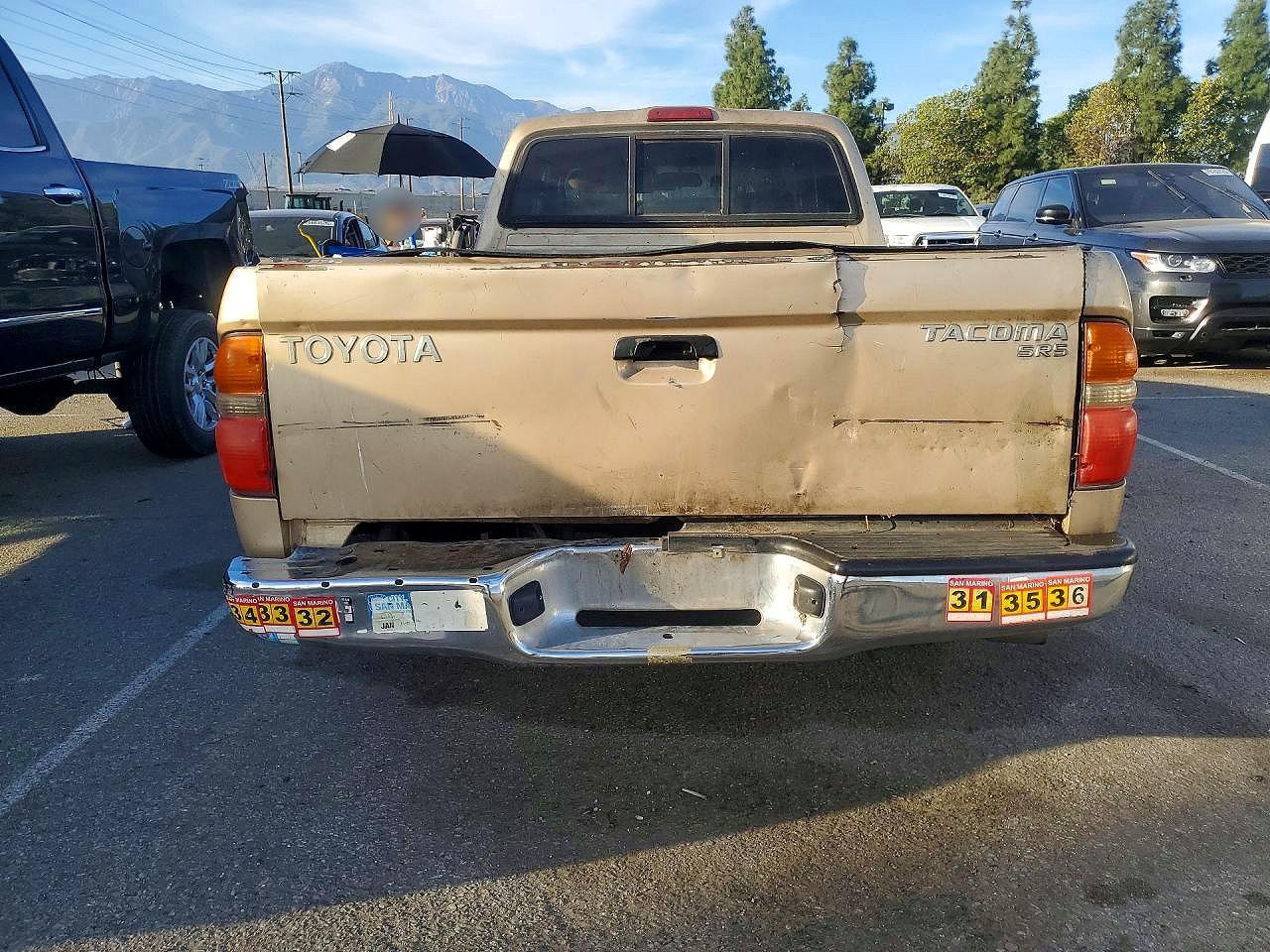 2004 Toyota Tacoma Base