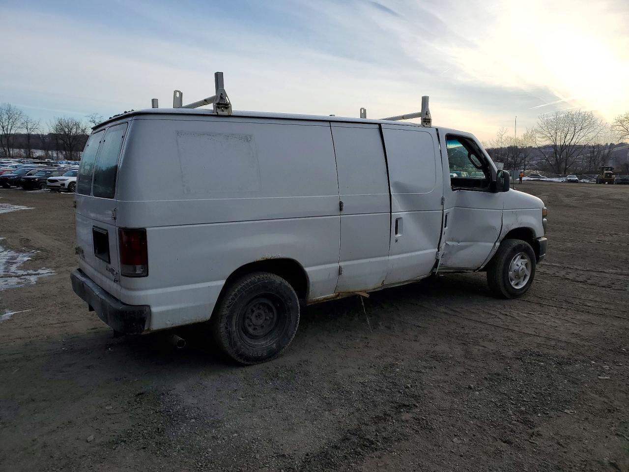 2014 Ford Econoline E150 van