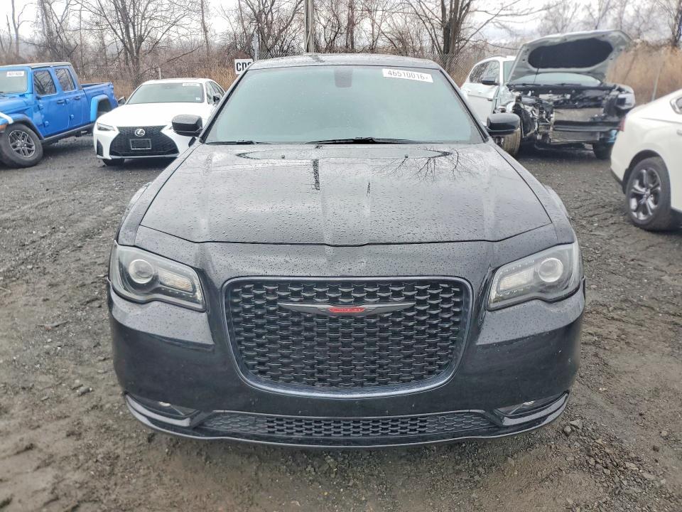 2023 Chrysler 300 s