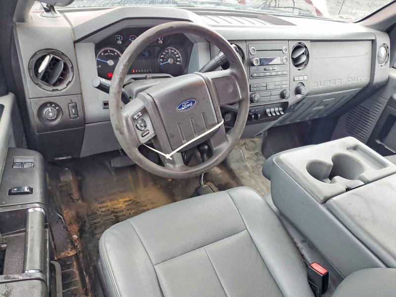 2016 Ford F450 Super Duty Flatbed Truck