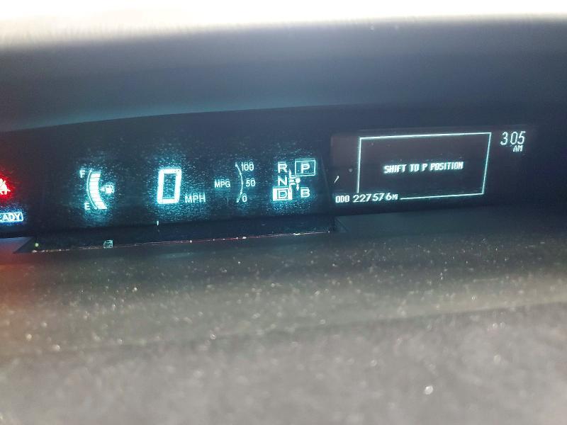 2010 Toyota Prius iii