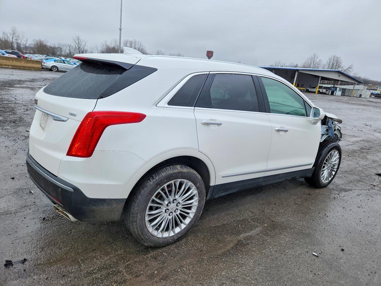 2017 Cadillac XT5 Luxury