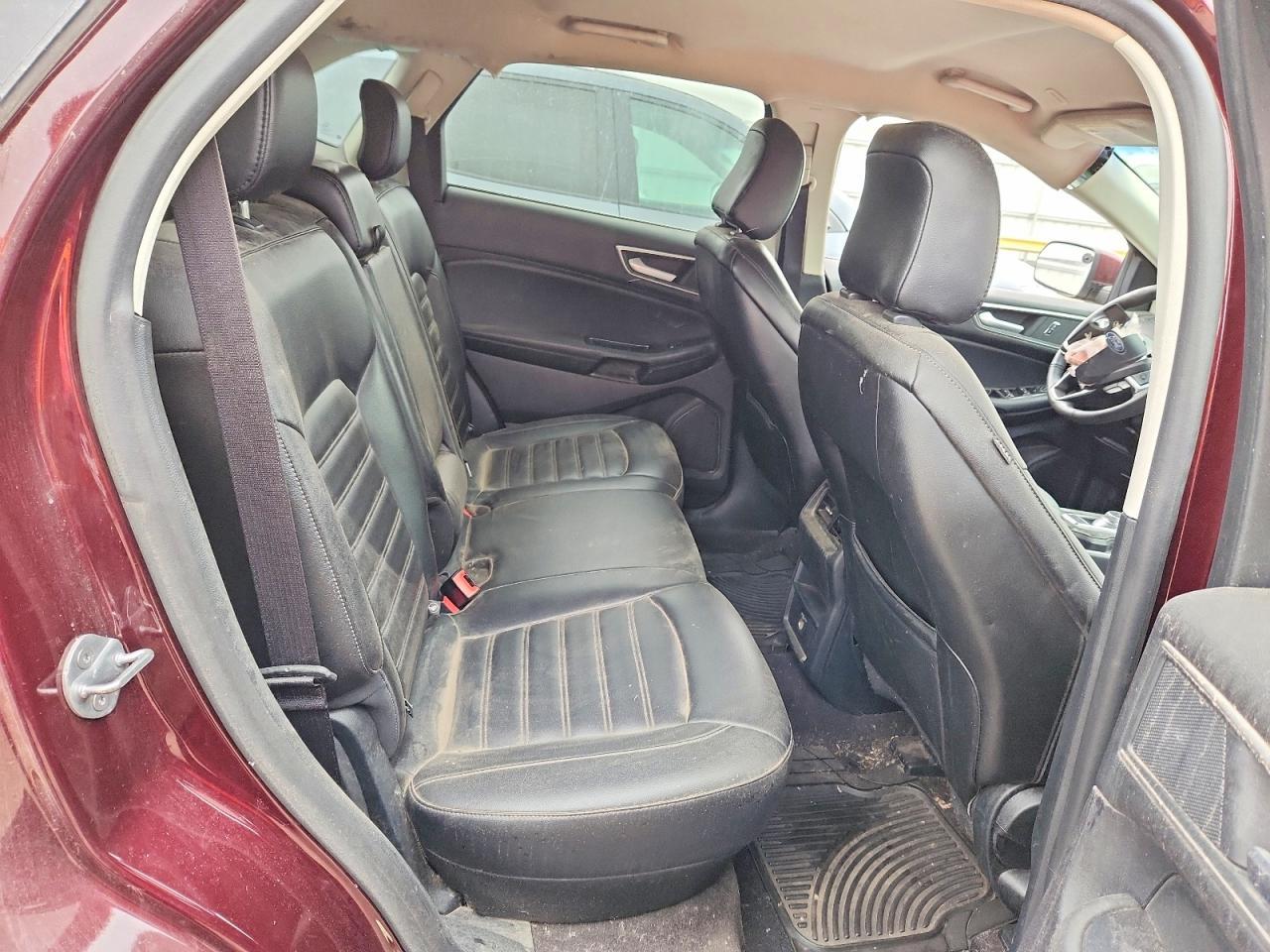 2020 Ford Edge sel
