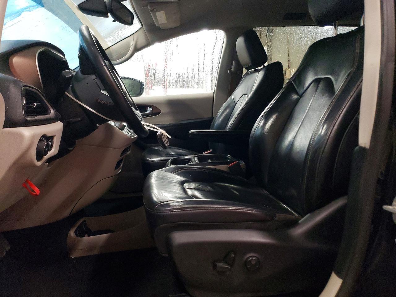 2018 Chrysler Pacifica lx