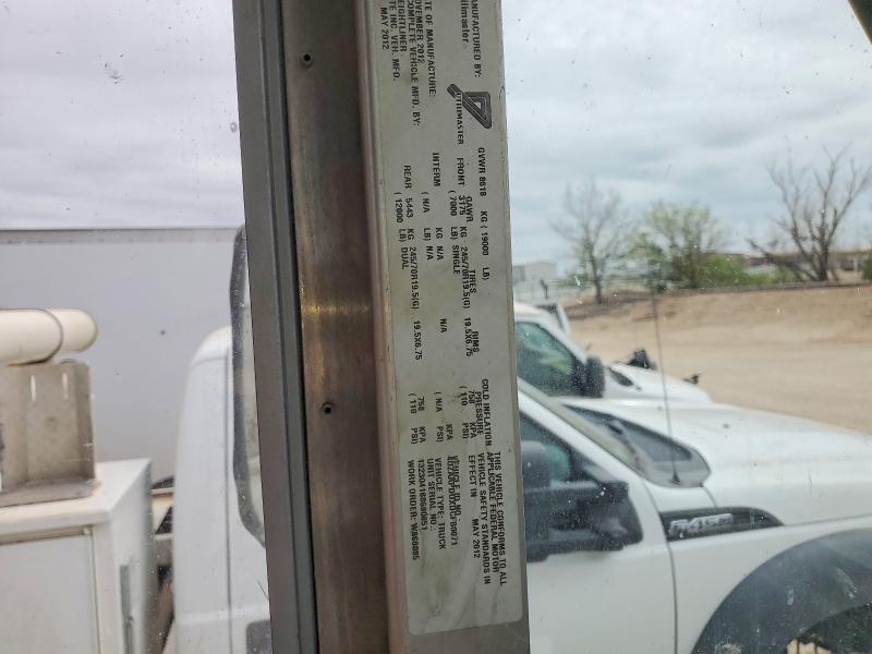 2013 Freightliner MT45 Chassis Delivery Truck