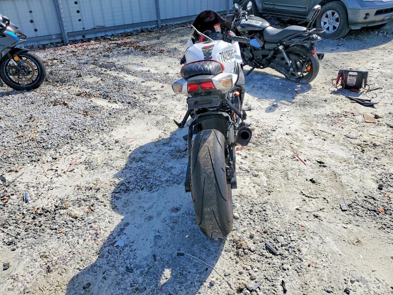 2019 Suzuki GSX-R750