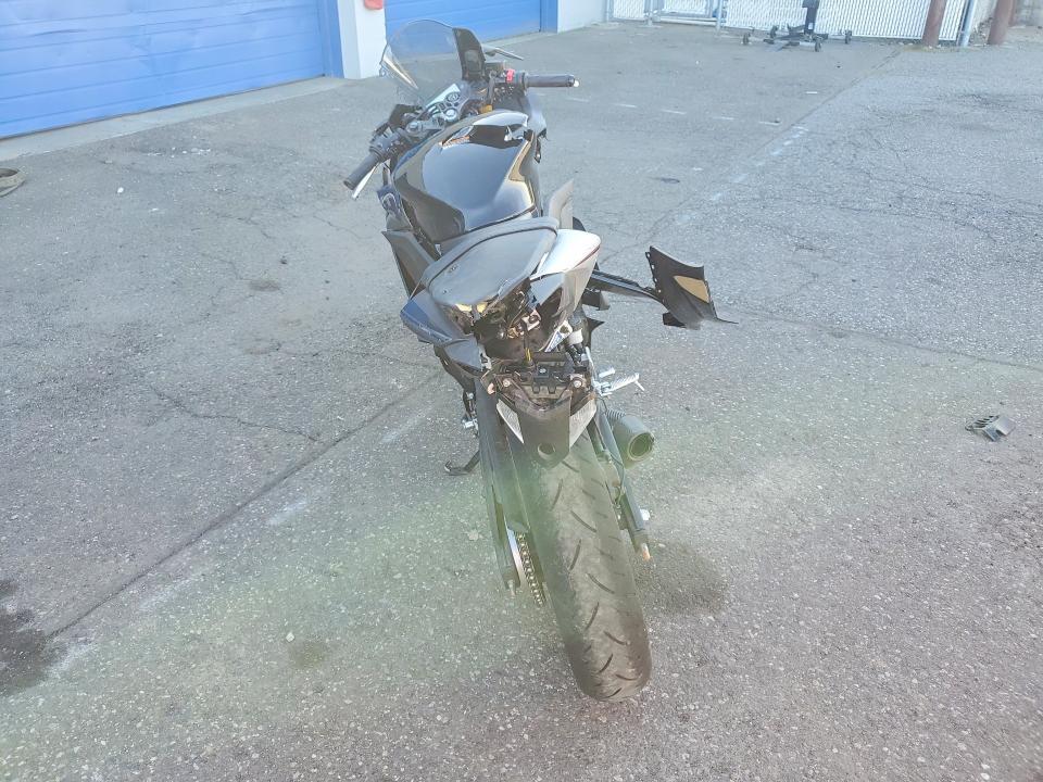 2020 Yamaha Yzfr3 a