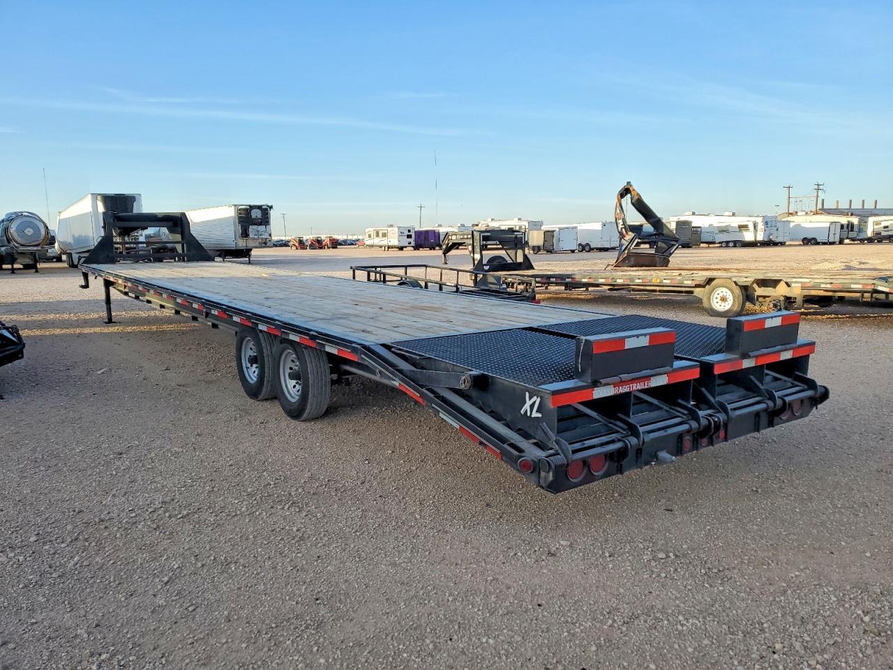 2025 Texas Bragg ED355OTWGN14 Equipment Trailer