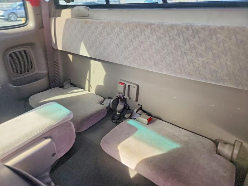 2002 Toyota Tacoma Base