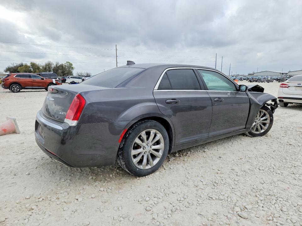 2021 Chrysler 300 Touring