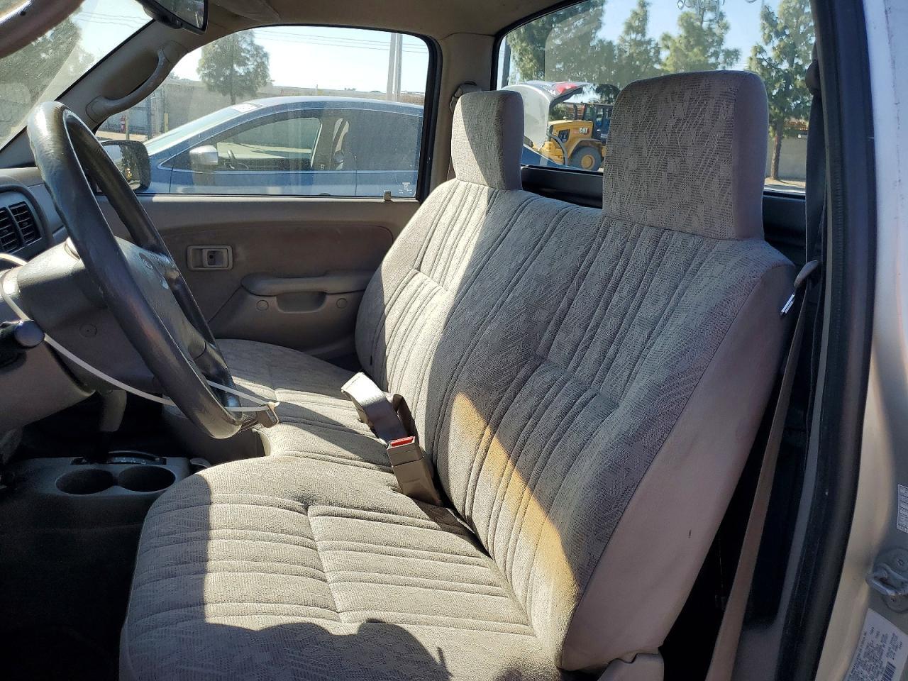 2003 Toyota Tacoma Base